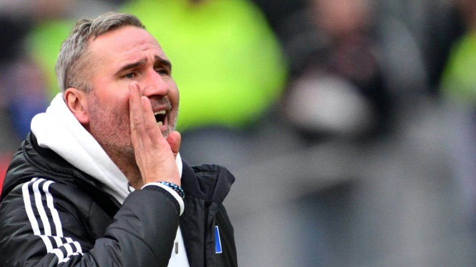 Weiter mit Walter - HSV h&auml;lt am Trainer fest