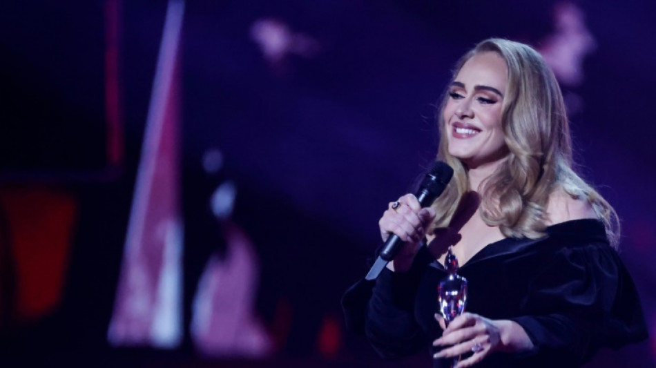 Adele rafle la mise aux Brit Awards, pour la premi&egrave;re fois sans cat&eacute;gories genr&eacute;es