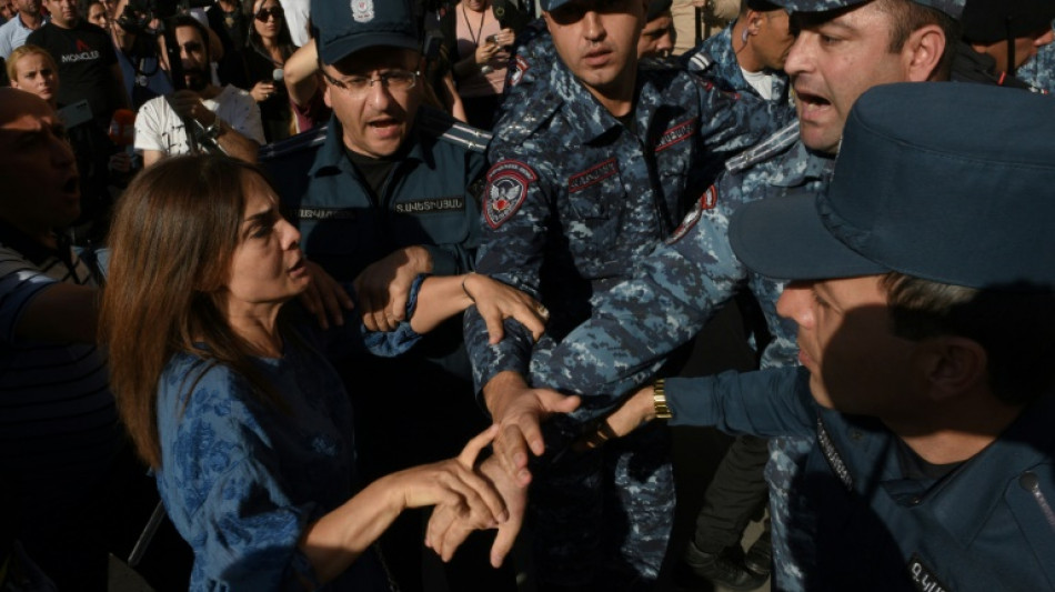 Azerbaijan, Karabakh separatists hold peace talks