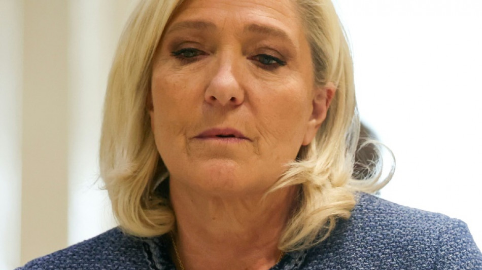 Marine Le Pen, da normaliza&ccedil;&atilde;o da extrema direita na Fran&ccedil;a &agrave; marginaliza&ccedil;&atilde;o