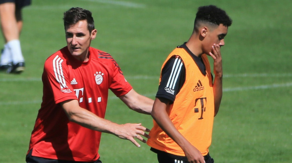 Klose scherzt &uuml;ber Musialas fr&uuml;here "Lederallergie"