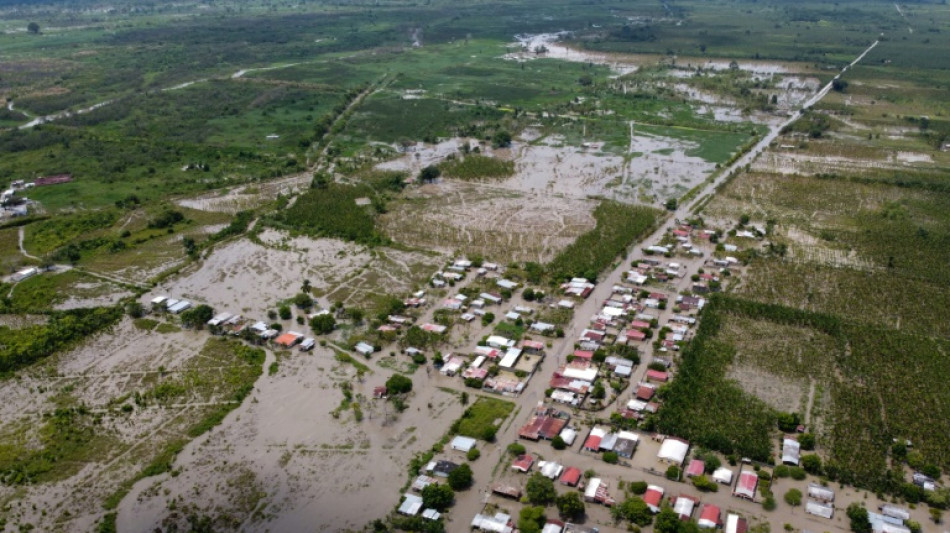 Las inundaciones arrasan una regi&oacute;n agropecuaria de Venezuela