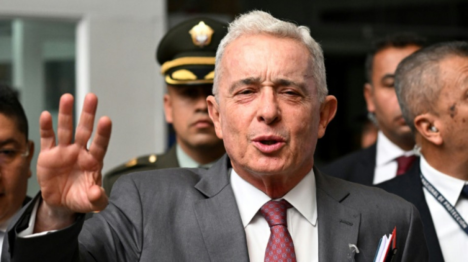 Justicia de Colombia niega pedido de expresidente Uribe para apelar su condena en libertad