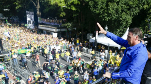 Sob ameaça de prisão, Bolsonaro se defende perante apoiadores em São Paulo