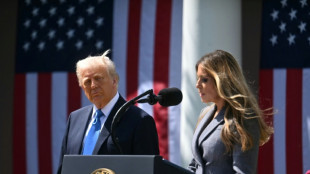 Trump promulga lei que pro&iacute;be 'pornografia de vingan&ccedil;a' e 'nudes' criados por IA