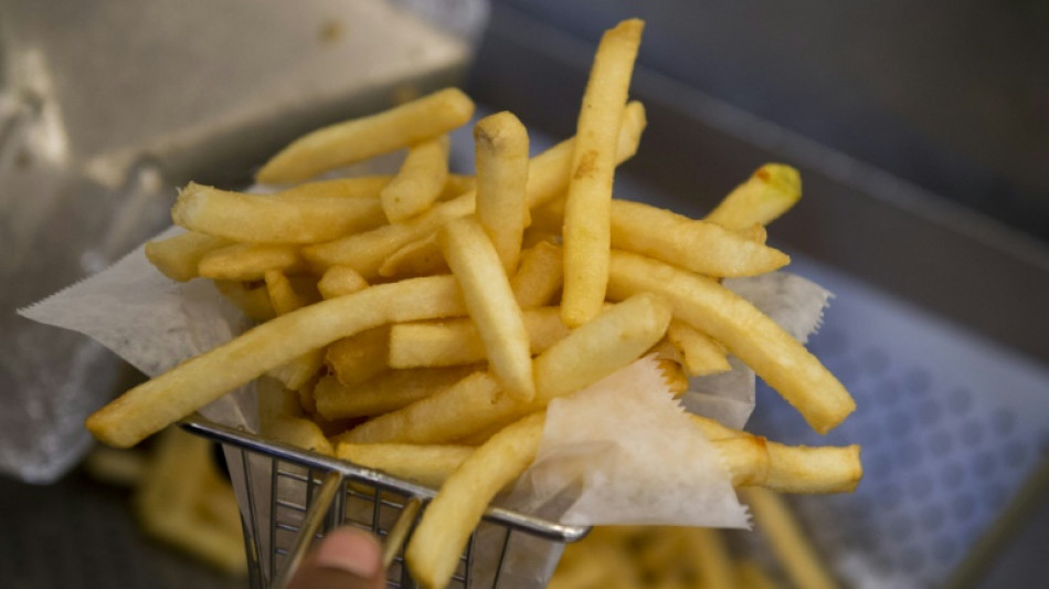 Les enseignes de fast-food manquent de transparence sur les additifs, déplore l'UFC-Que Choisir 