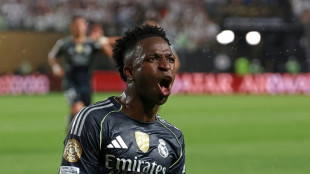 Vinicius stars as Real Madrid ease into Club World Cup last 16