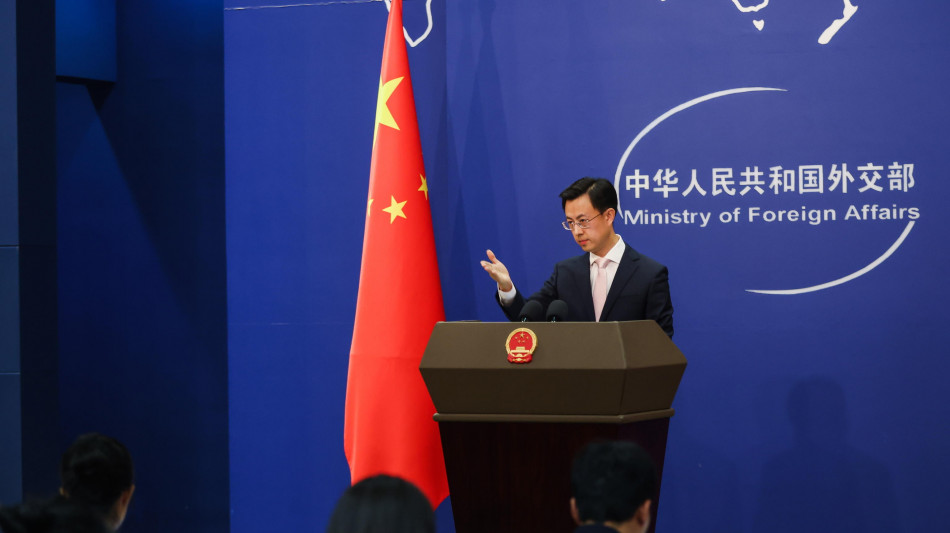 Cina, 'con Usa nessuna consultazione o negoziato sui dazi'