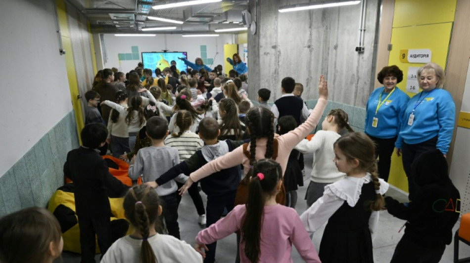 En Ukraine, des &eacute;coles souterraines pour apprendre en s&eacute;curit&eacute;