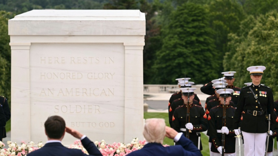 Trump ataca opositores e juízes no 'Memorial Day' nos EUA