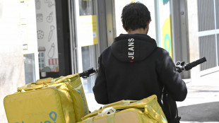 Pm Milano, 'i rider di Glovo ancora sottopagati, vanno assunti'