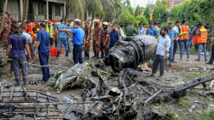 Al menos 16 muertos al estrellarse un avi&oacute;n militar contra una escuela en Banglad&eacute;s