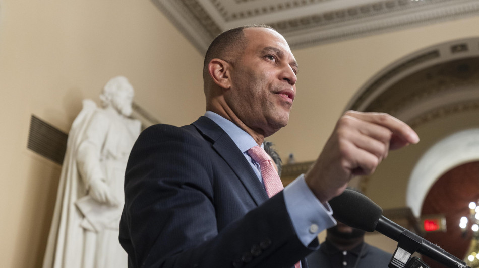 Leader dem alla Camera: 'Non aiuteremo i repubblicani sui finanziamenti al governo'