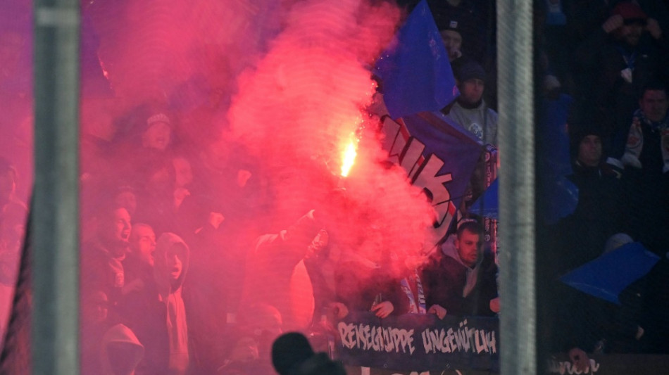 "Hohe kriminelle Energie": Paderborn &uuml;ber Rostocker Fans