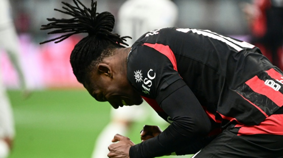 Milan vence Lazio (1-0) e assume liderança provisória do Italiano