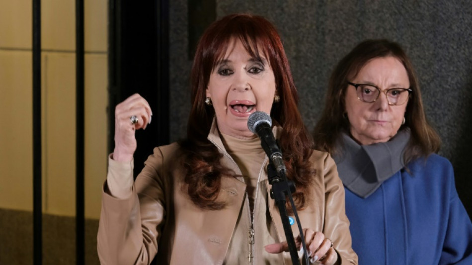 Argentine: la Cour supr&ecirc;me confirme peine de prison et in&eacute;gibilit&eacute; pour l'ex-pr&eacute;sidente Kirchner