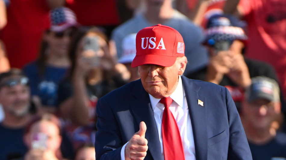 Trump firma il 'big beautiful bill', &egrave; l'et&agrave; dell'oro