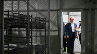 "Comme des chiens": HRW d&eacute;nonce la r&eacute;tention "d&eacute;shumanisante" des migrants aux Etats-Unis