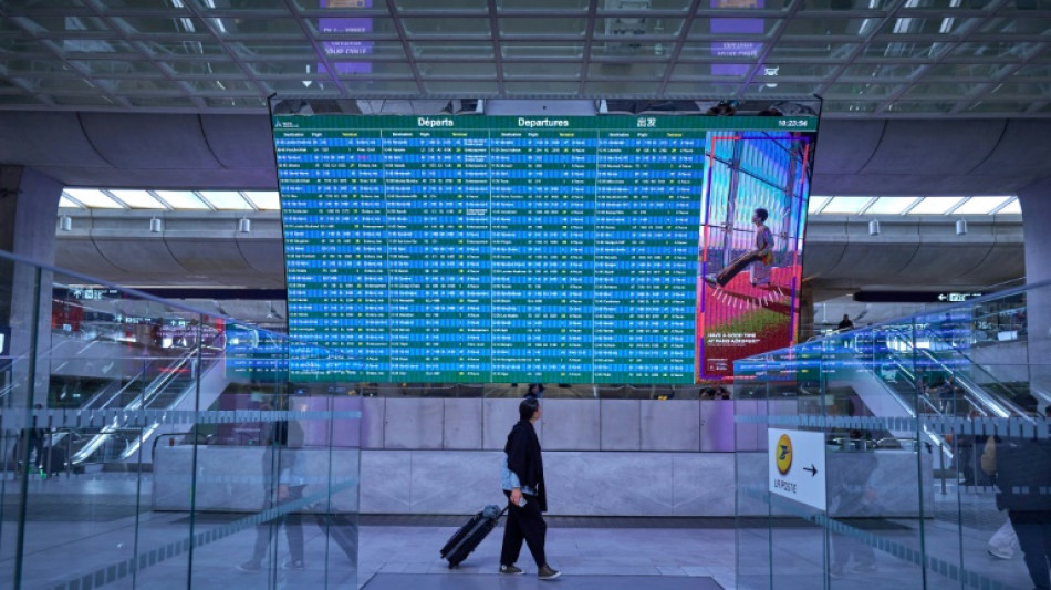 Retard d'avions: les 27 veulent veulent r&eacute;duire les indemnit&eacute;s des passagers