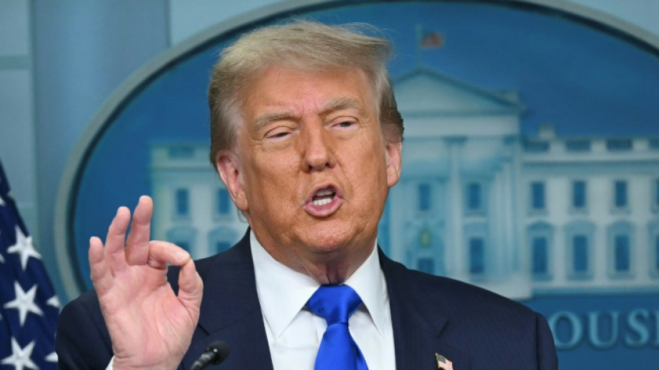 Trump diz que voltará a bombardear Irã se atividades nucleares forem retomadas