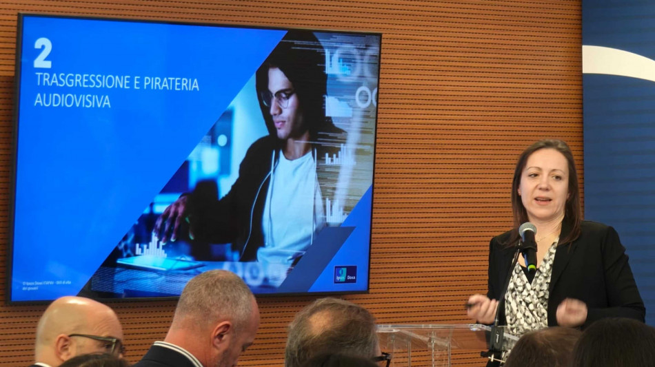 Oltre la met&agrave; dei giovani guarda contenuti audiovisivi illegalmente