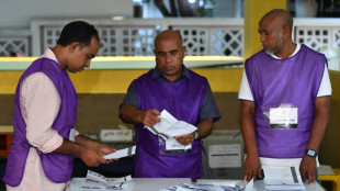 Aux Maldives, un scrutin pr&eacute;sidentiel tr&egrave;s disput&eacute;