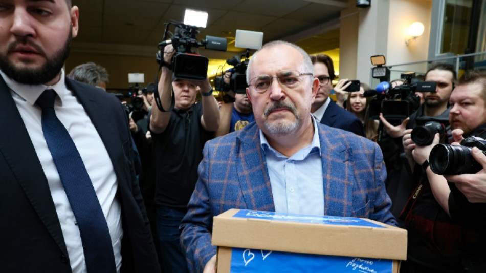 Pr&eacute;sidentielle russe: le seul opposant en lice d&eacute;pose les signatures de soutien pour sa candidature