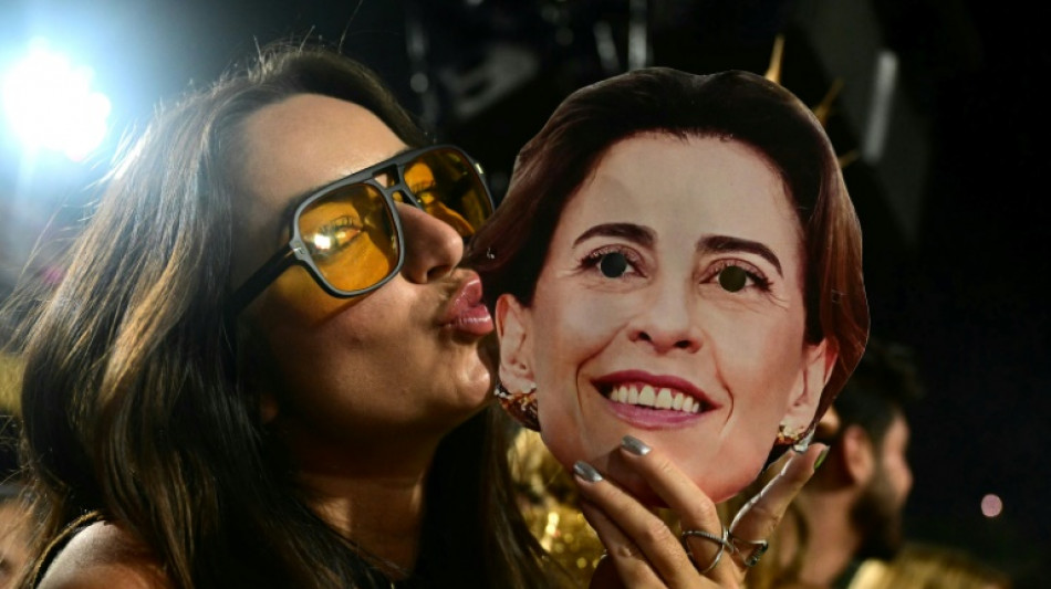 Un premier Oscar &agrave; Hollywood et le carnaval de Rio s'enflamme