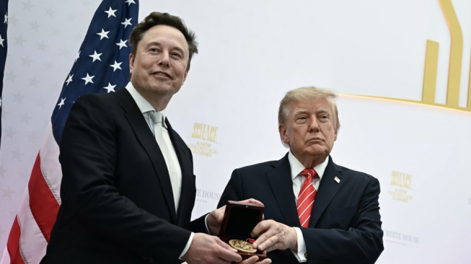 Dem&oacute;cratas piden transparencia en el uso de la IA para decisiones pol&iacute;ticas de Trump 