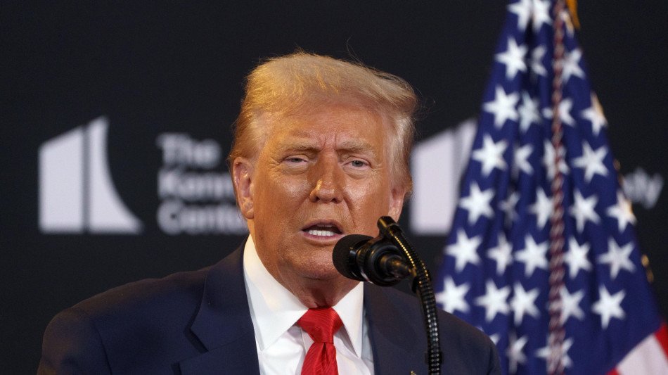 Trump, se Putin non ferma la guerra gravi conseguenze