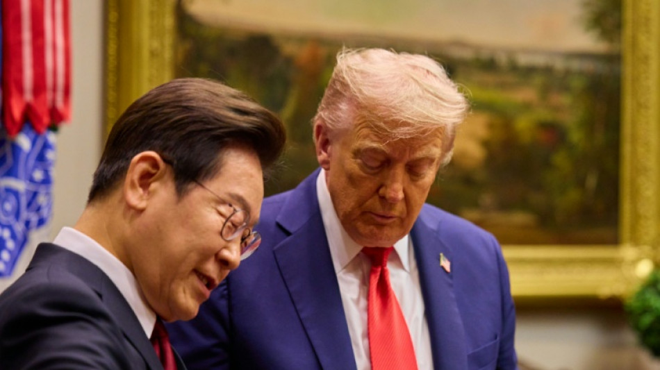 Trump begeistert von F&uuml;llhalter aus S&uuml;dkorea: Aktienkurs von F&uuml;llhalterfirma steigt