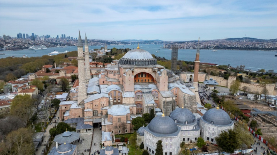 Istanbul's Hagia Sophia prepares for next big quake