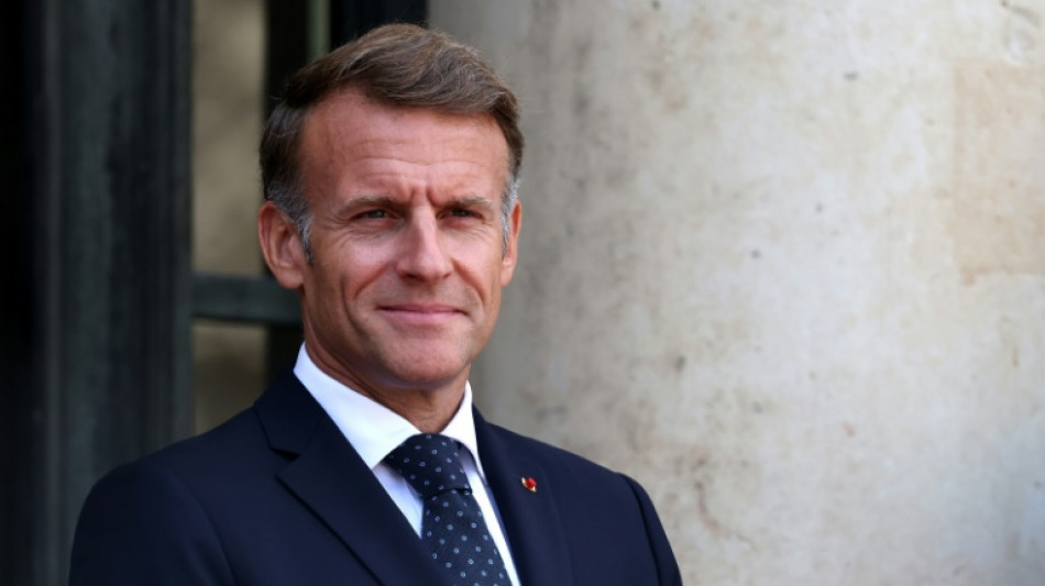 Crises et carburant: Macron re&ccedil;oit les candidats &agrave; sa succession ou leur bras droit
