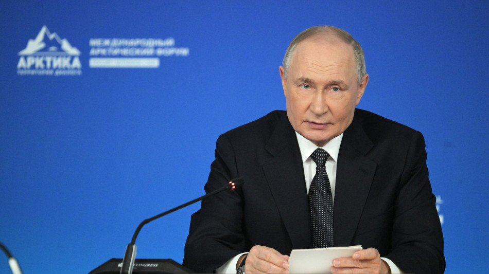 Putin, 'sono seri i piani Usa di annettere la Groenlandia'