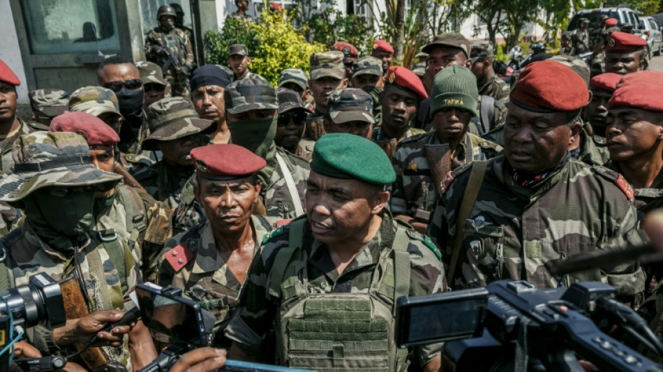 Madagascar soldiers join protestors 