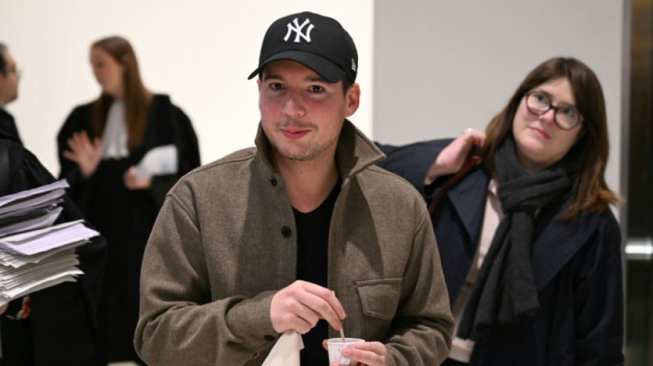 Fran&ccedil;a condena 'hacker' respons&aacute;vel pelo 'Football Leaks'