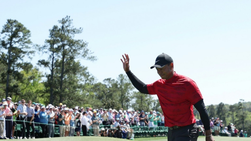 Golf: Woods r&eacute;alise son plus mauvais score &agrave; Augusta, mais va au bout de son exploit