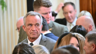 Robert Kennedy, o secret&aacute;rio de Sa&uacute;de de Trump, tem in&iacute;cio conturbado no cargo