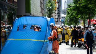 Unos 20 heridos tras un incidente con aerosol en un centro comercial de Tokio