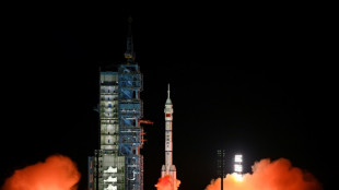 Astronautas chinos llegan a la estación espacial Tiangong