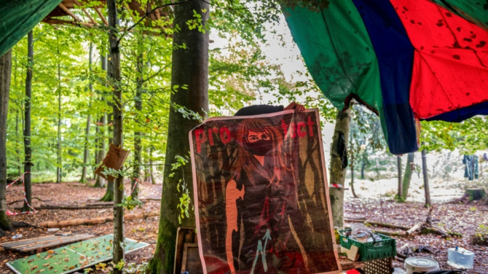 Klimasch&uuml;tzer d&uuml;rfen in Hamburg Zelte und Essensst&auml;nde f&uuml;r Protestcamp aufbauen