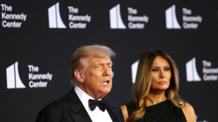 Congressistas dos EUA querem rebatizar ópera do Kennedy Center como Melania Trump