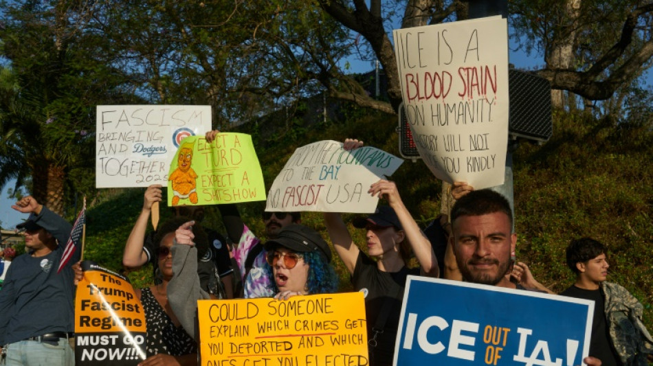 Governo Trump processa Los Angeles por políticas de proteção a imigrantes