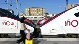 Gr&egrave;ve des contr&ocirc;leurs SNCF: fortes perturbations ce week-end avec "un TGV sur deux"