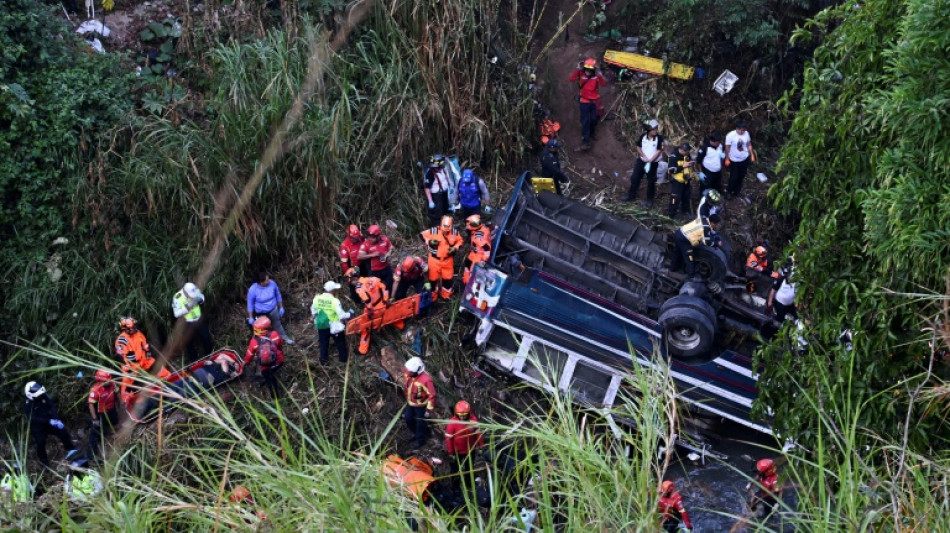 Guatemala: 51 morts dans un accident d'autocar, un des pires en Am&eacute;rique latine