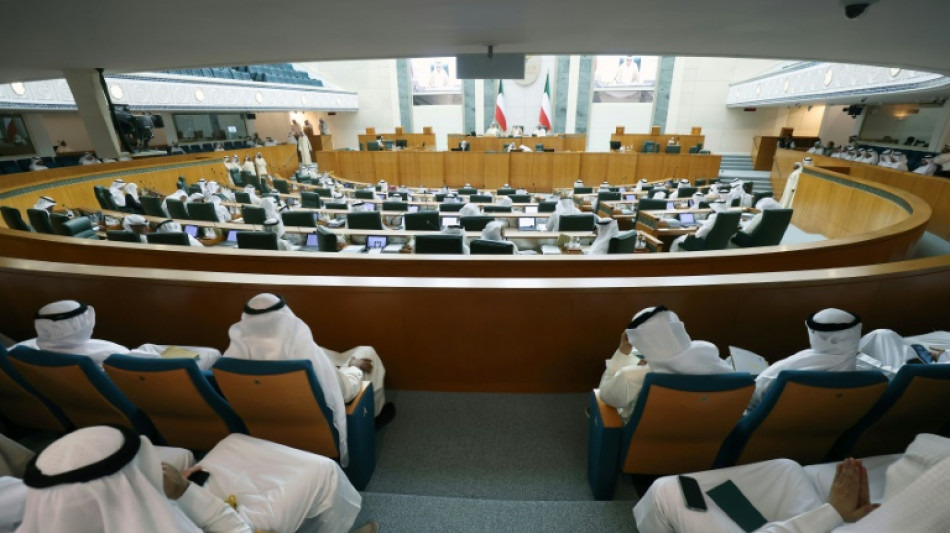 Kuwait, reconocido por su tolerancia, quiere controlar m&aacute;s a los medios