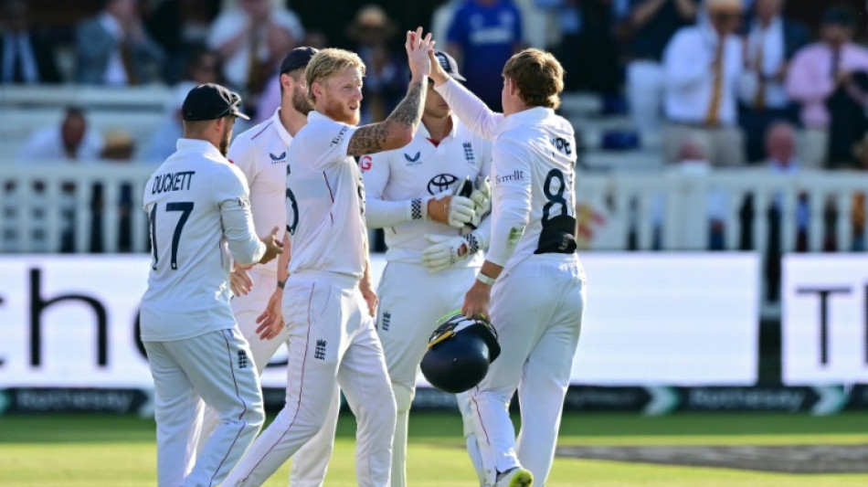 India collapse as third Test against England heads for thrilling finish