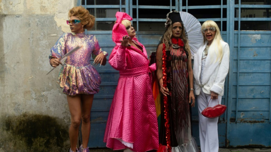 Rio de Janeiro se enche de 'little monsters' fan&aacute;ticos por Lady Gaga