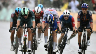 Tour de France: l'Italien Jonathan Milan remporte&nbsp;&agrave; Valence sa deuxi&egrave;me &eacute;tape