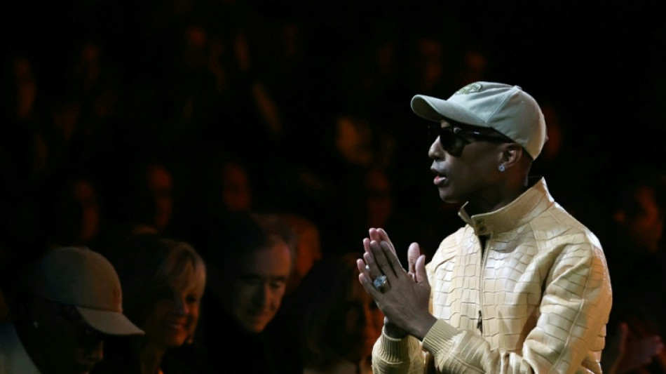 Men's Fashion Week kicks off in Paris with Louis Vuitton show 